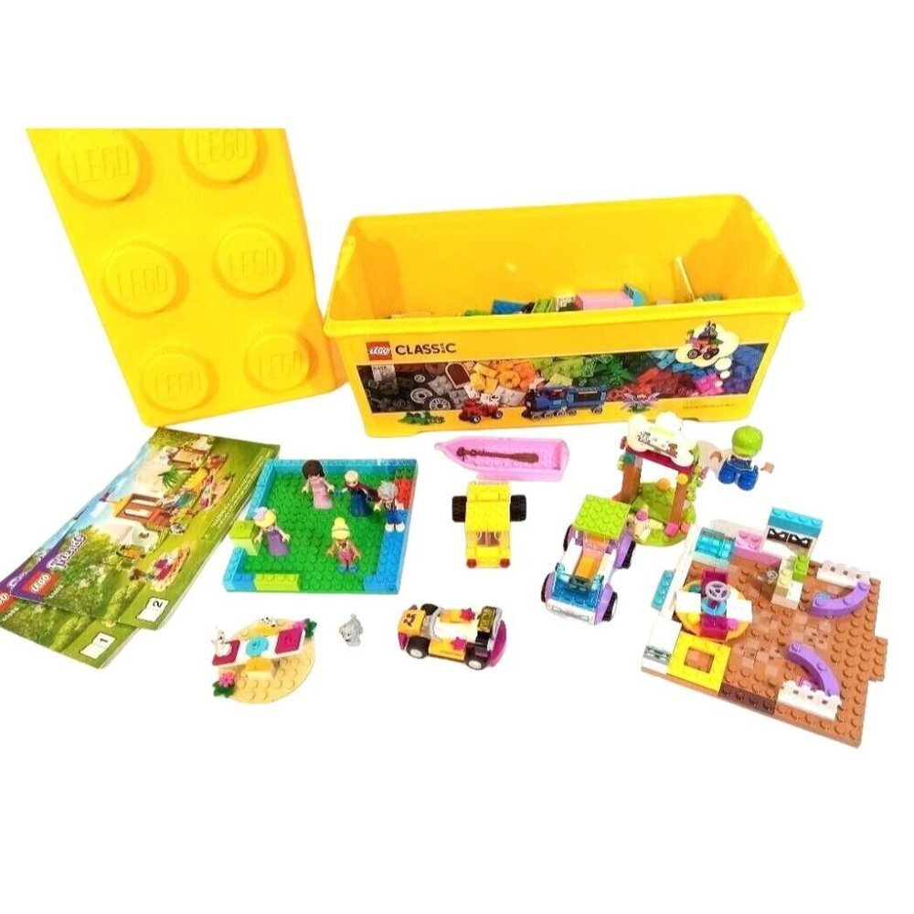 LEGO Friends Pet Playground Multi Color 41698 Building Kit Great Used Condition